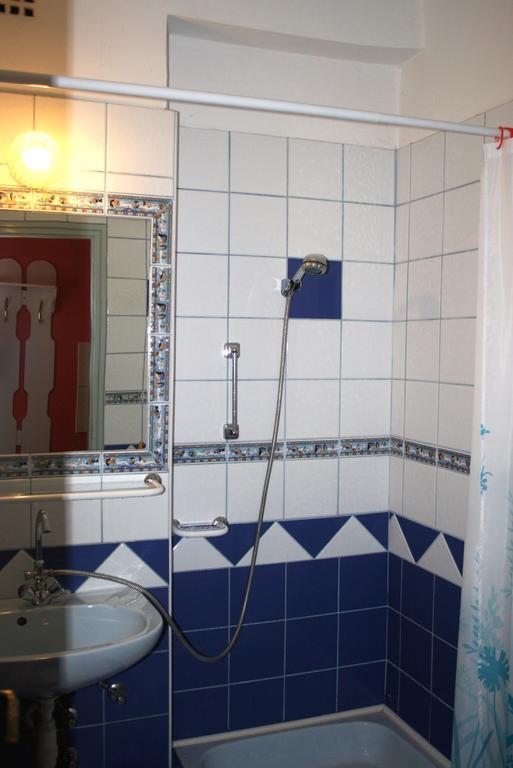 Barbara Vendeghaz Apartment Balatonfured Bilik gambar