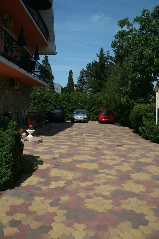 Barbara Vendeghaz Apartment Balatonfured Luaran gambar