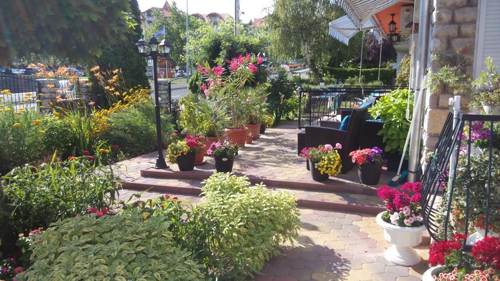 Barbara Vendeghaz Apartment Balatonfured Luaran gambar