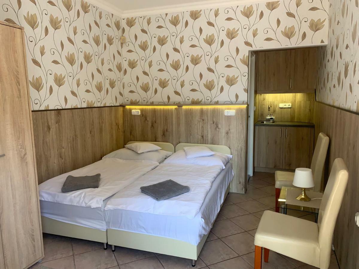 Barbara Vendeghaz Apartment Balatonfured Luaran gambar